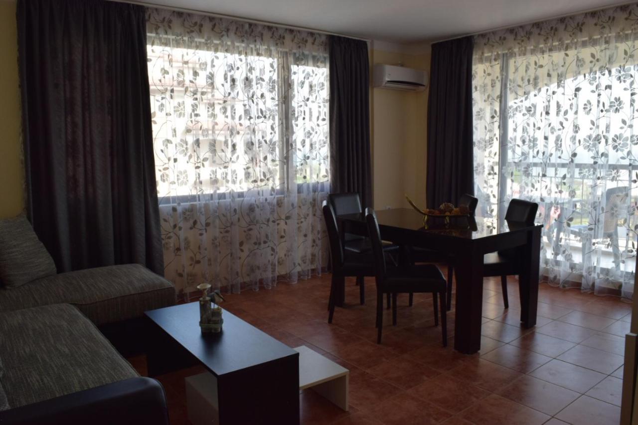 Sea Club Sarafovo Apartments Бургас Екстериор снимка