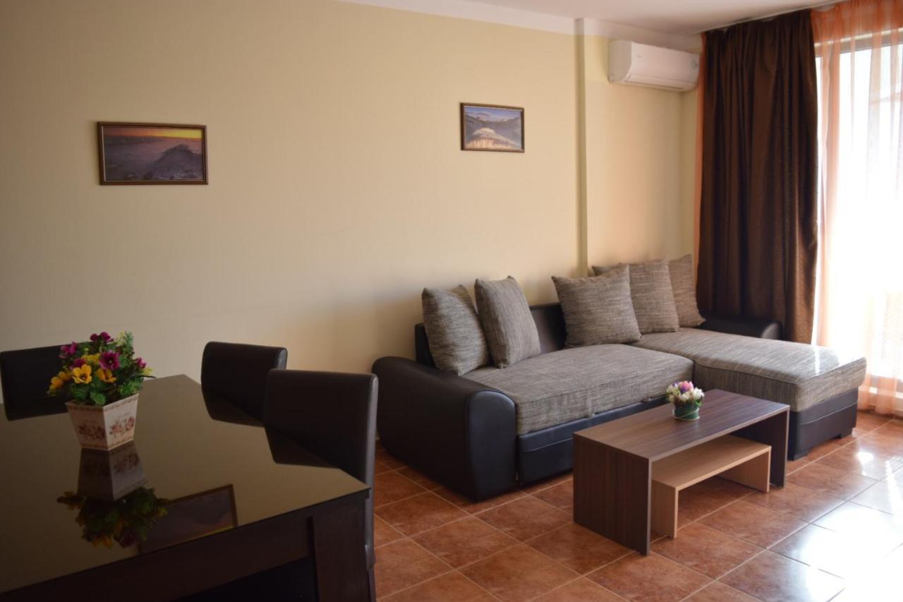 Sea Club Sarafovo Apartments Бургас Екстериор снимка